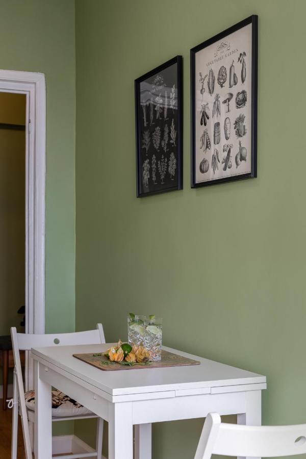 Designer Flat For 4, Heart Of Bucharest, Kitchen Villa Bagian luar foto