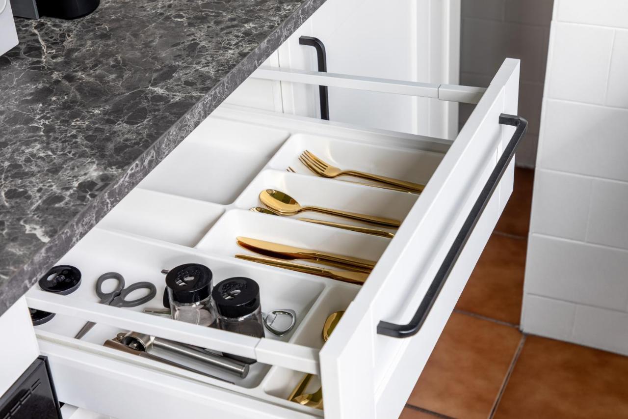 Designer Flat For 4, Heart Of Bucharest, Kitchen Villa Bagian luar foto