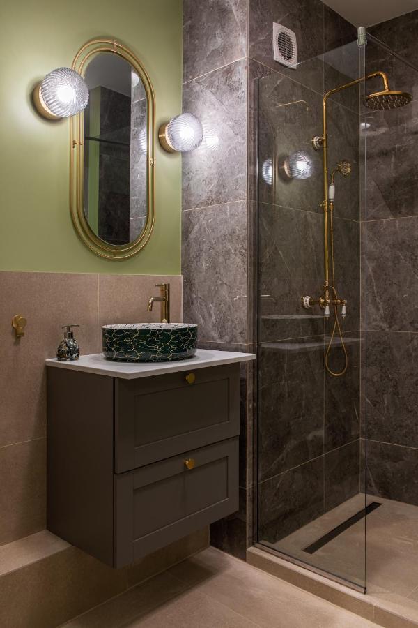 Designer Flat For 4, Heart Of Bucharest, Kitchen Villa Bagian luar foto