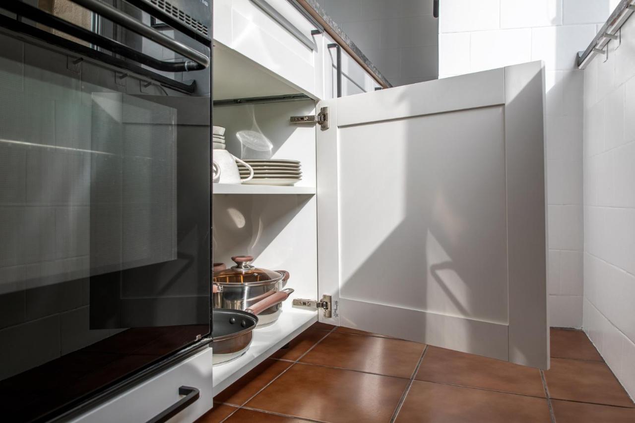 Designer Flat For 4, Heart Of Bucharest, Kitchen Villa Bagian luar foto