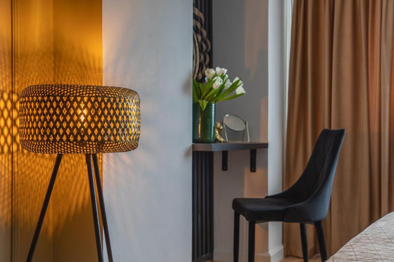 Designer Flat For 4, Heart Of Bucharest, Kitchen Villa Bagian luar foto